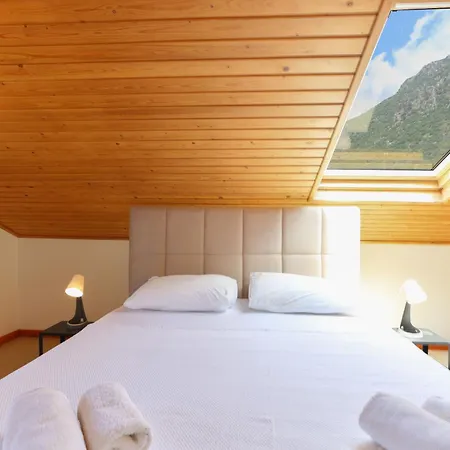 Διαμέρισμα Sena Apart With Seaview
